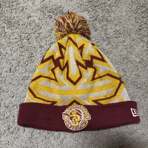 New Era Cleveland Cavaliers NBA Glowflake Knit Beanie with Pom Retro Throwback